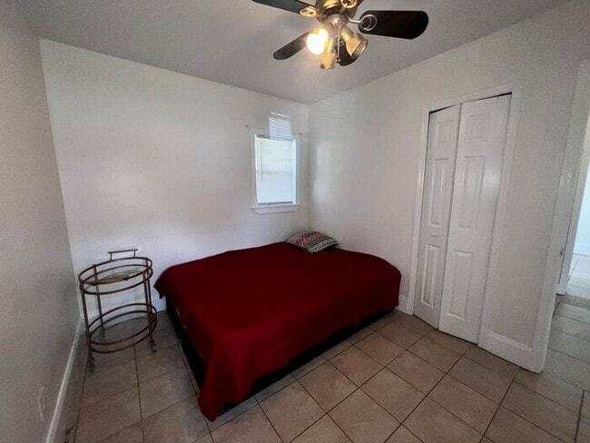 Building Photo - 2330 S Ferncreek Ave