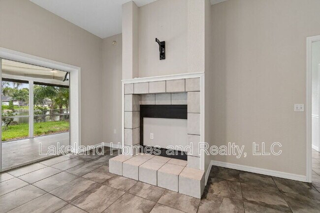 Building Photo - 95 Woodside Dr