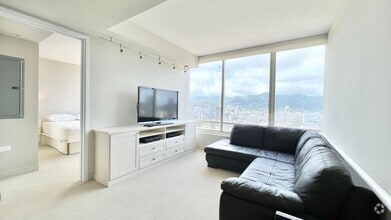 Building Photo - 2 BEDROOM HIGH FLOOR UNIT IN KAKAAKO
