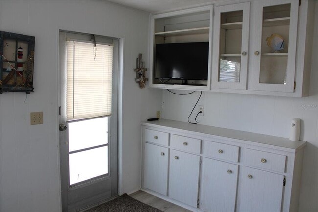 Building Photo - 10315 Cortez Rd W