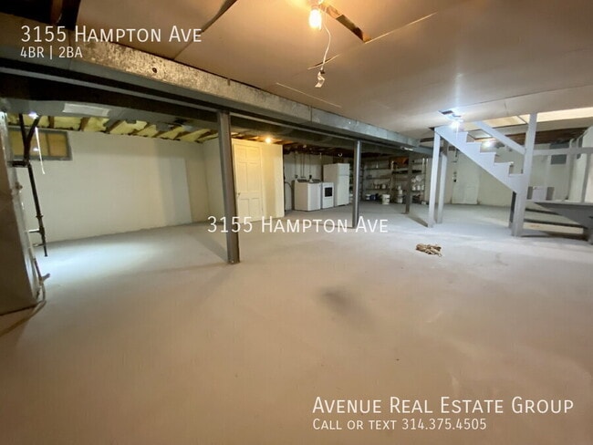 Building Photo - 3155 Hampton Ave