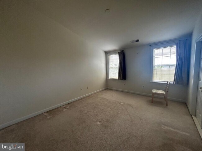 Building Photo - 8177 McCauley Way