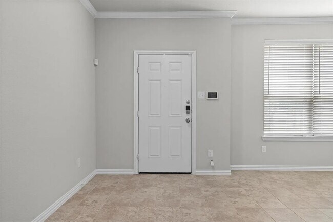 Building Photo - 3300 Becker Dr