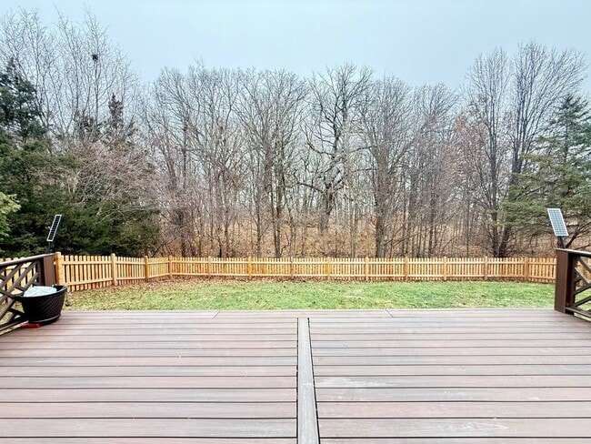 Building Photo - 602 Pearces Ford Rd