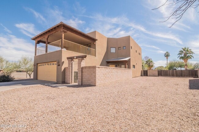 Building Photo - 853 W Calle Estrella De Noche