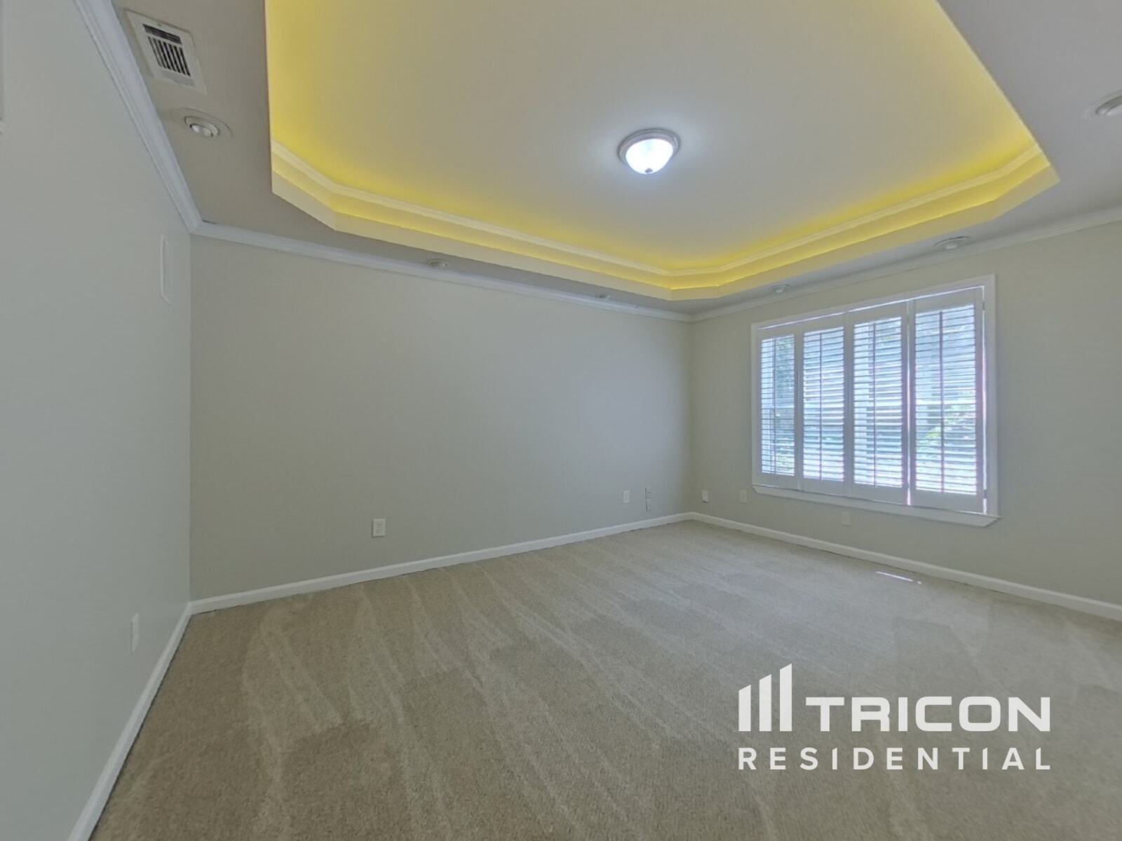 Building Photo - 391 Spring Willow Dr NW