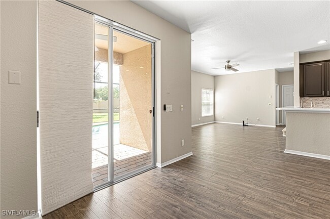 Building Photo - 8340 Silver Birch Way