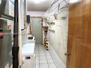 Building Photo - 2231 SW 14th St