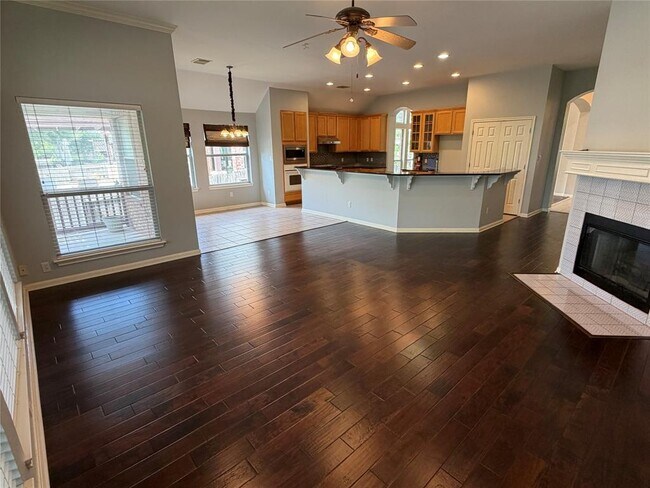 Building Photo - 8413 Sea Ash Cir