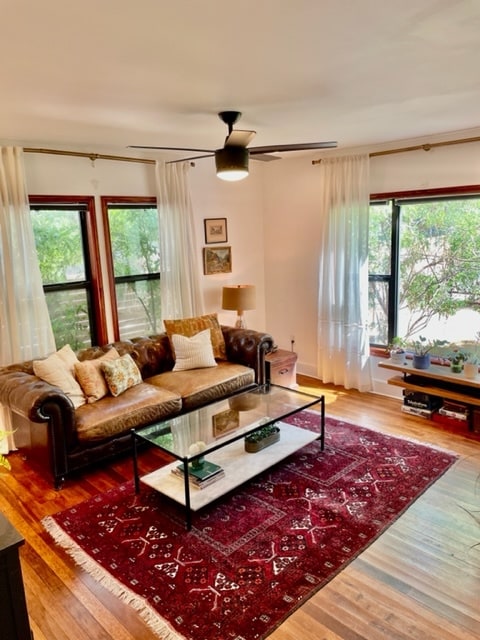 Building Photo - 3006 Govalle Ave