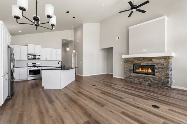 Building Photo - Exceptionally Maintained 3 Bedroom Home in Coeur d'Alene