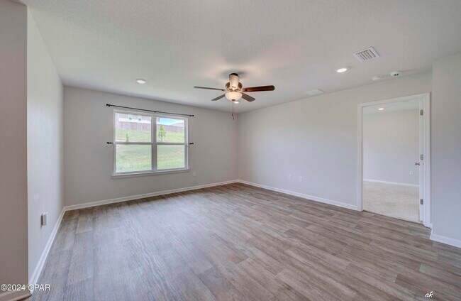 Building Photo - 7177 Ellie B Dr