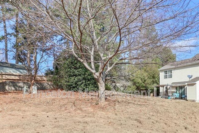 Building Photo - 153 Marakery Rd