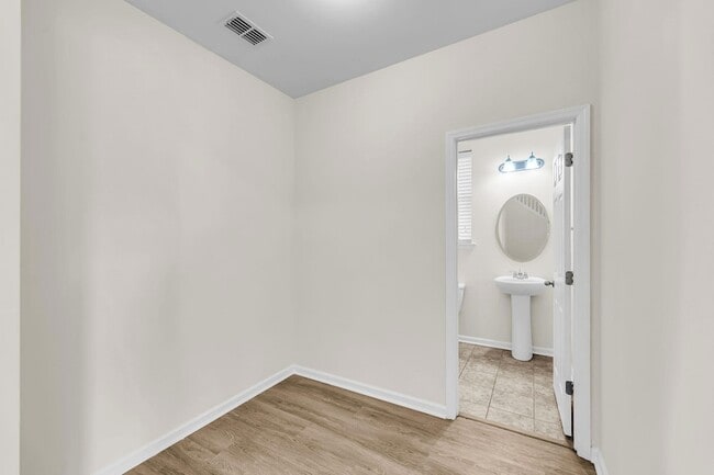 Building Photo - 316 Beachgrass Ln