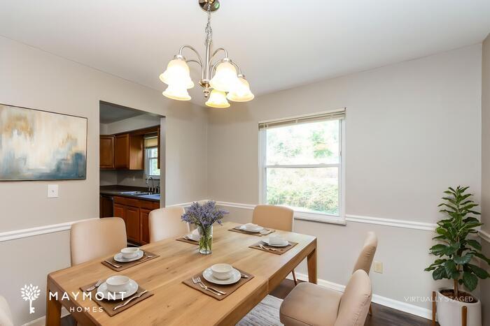 Building Photo - 1701 Collinspark Ct