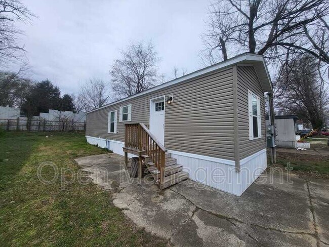 Building Photo - 3416 Kramers Ln