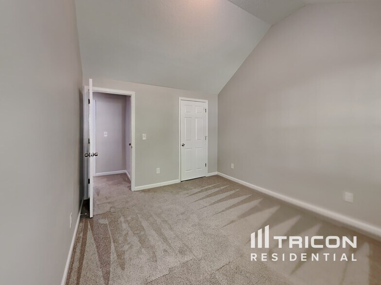 Building Photo - 1268 Winding Path Rd