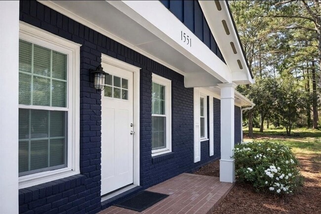 Building Photo - 1551 Pine Glen Cir