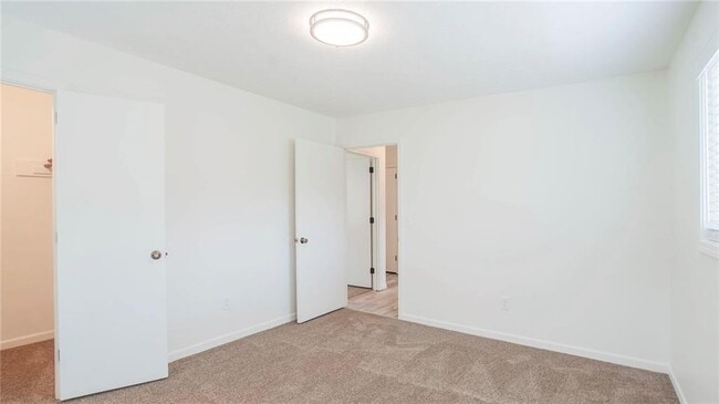 Building Photo - 3016 Donavan Way