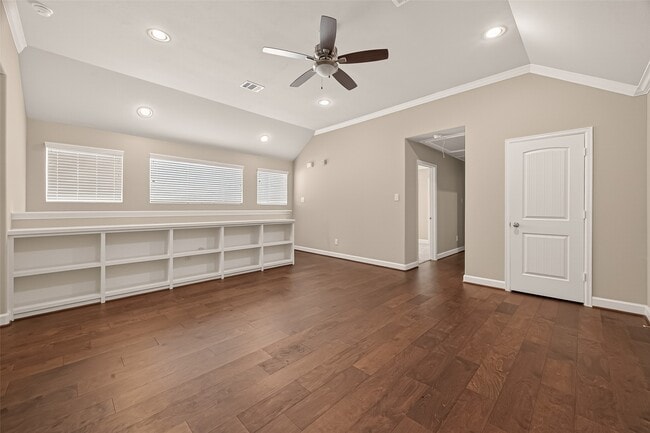 Building Photo - 4413 Schuler St