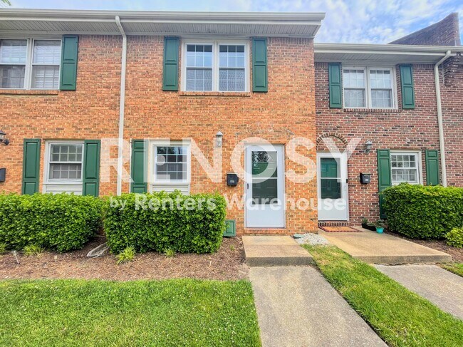 Building Photo - 870 Elizabeth Ct