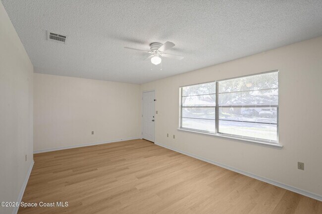 Building Photo - 1780 Stewart Pl