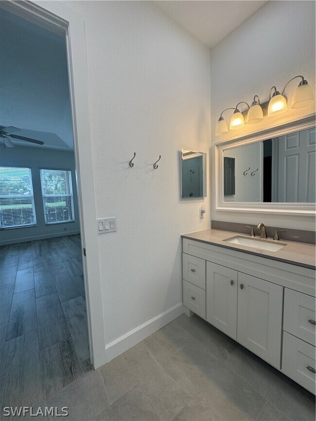 Building Photo - 400 Harvard Ct