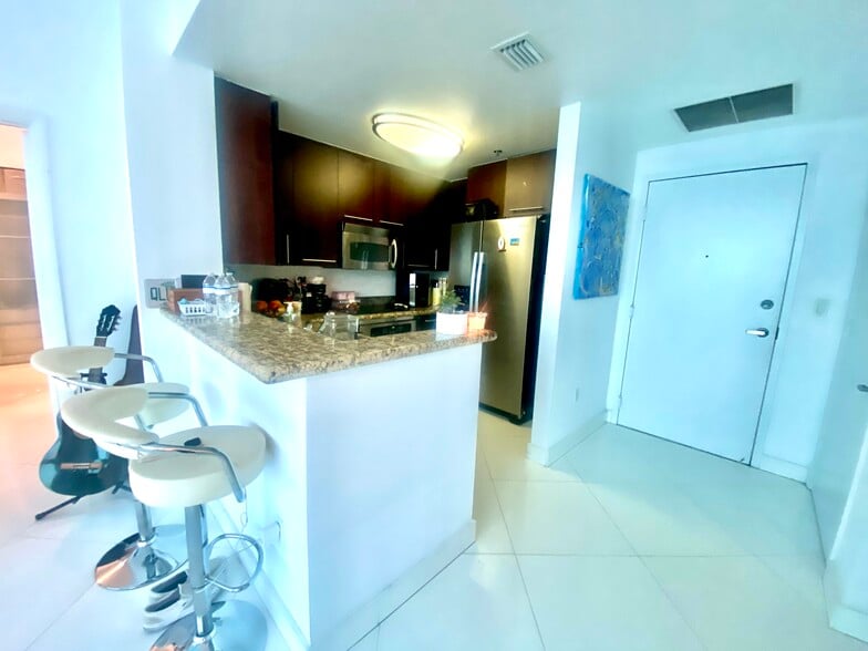 Kitchen - 6515 Collins Ave