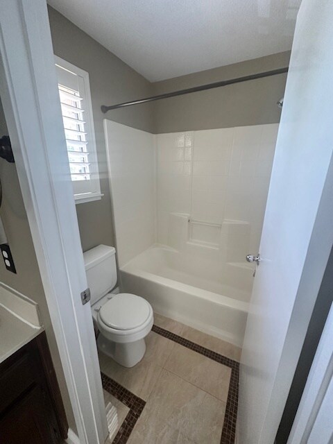 Building Photo - 4712 Brookside Cir