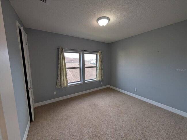 Building Photo - 1381 Patterson Ter