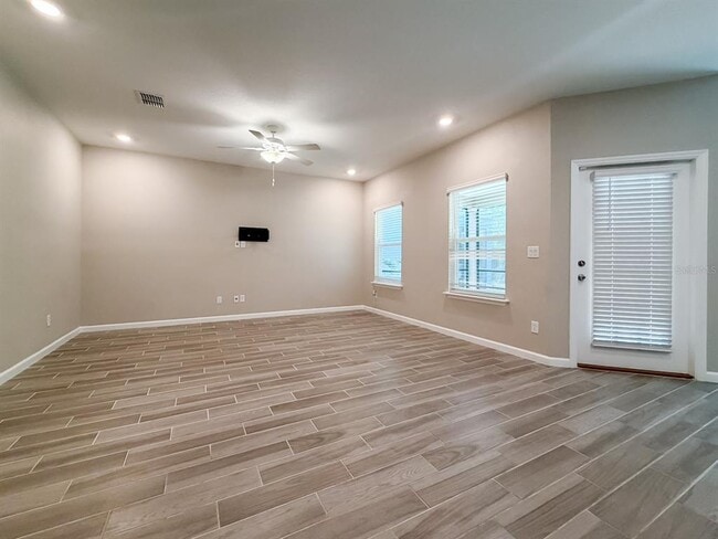 Building Photo - 2258 NW 89th Wy