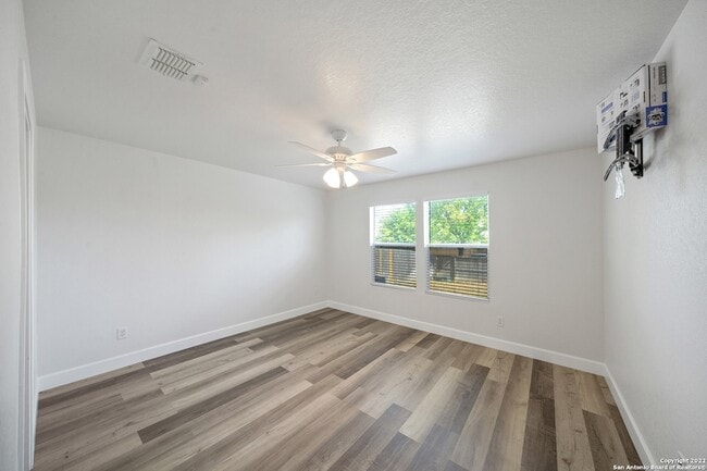 Building Photo - 10726 Rimfire Run Ln
