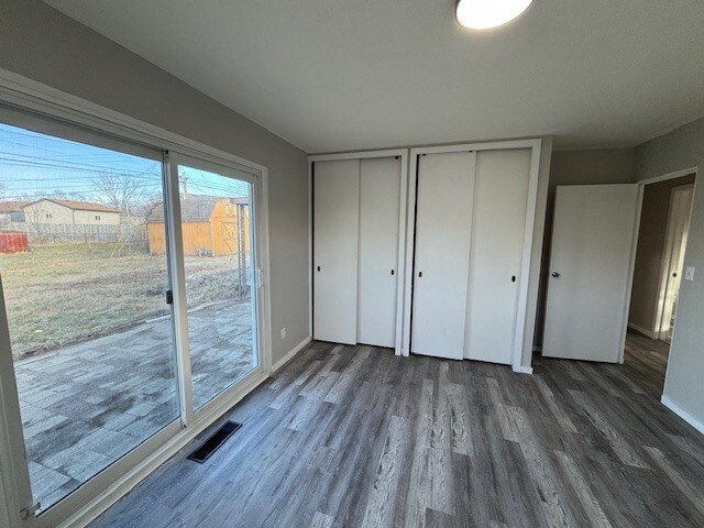 Building Photo - 2725 Danz Ave