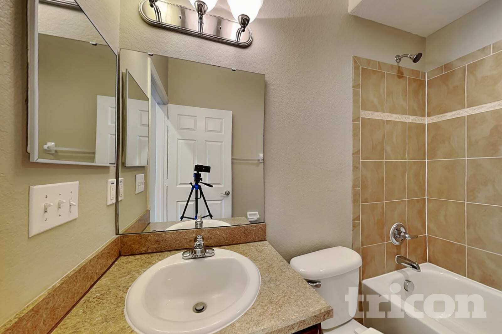 Building Photo - 3256 Enclave Blvd