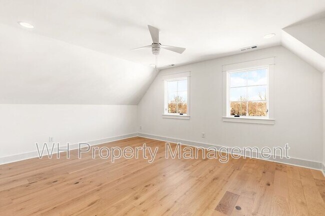 Building Photo - 500 Hobson Chapel Pl