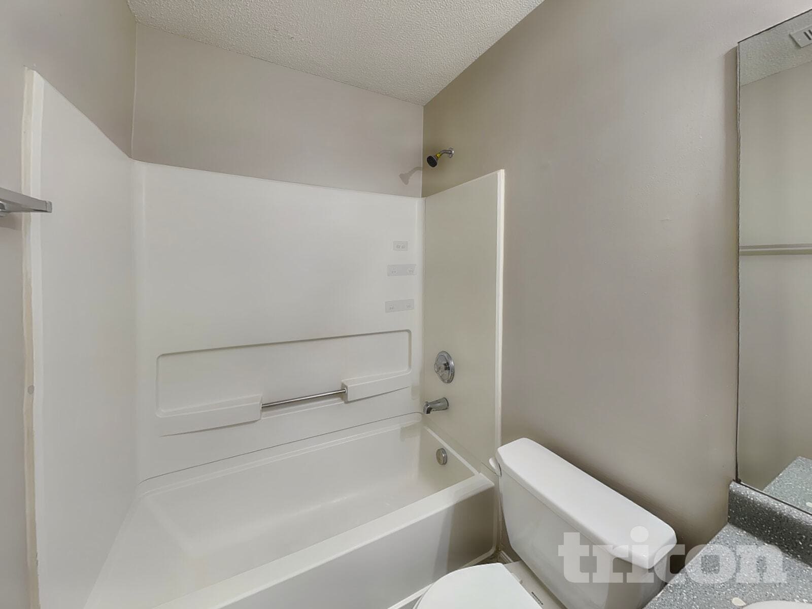 Building Photo - 372 Cheri Pl