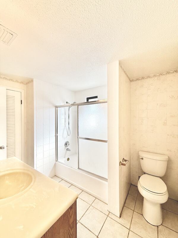 Building Photo - 12472 Monarch Cir