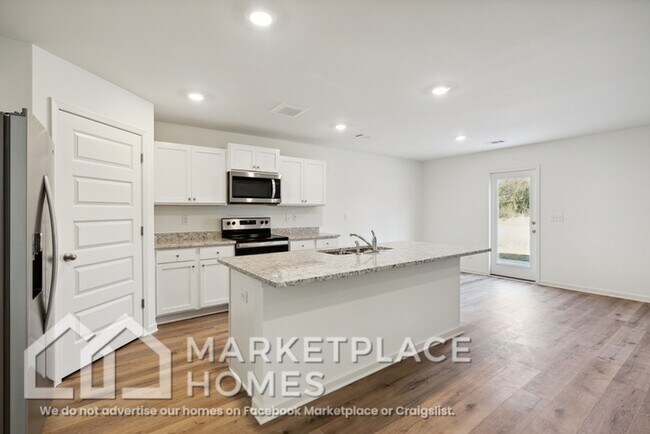 Building Photo - 7334 Wilburton Ln