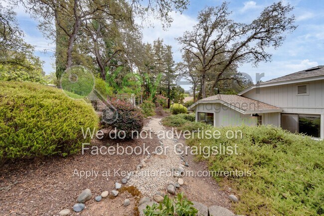 Building Photo - 3844 Langdon Ct