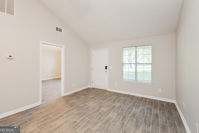Building Photo - 65 Laurel Ridge Ct