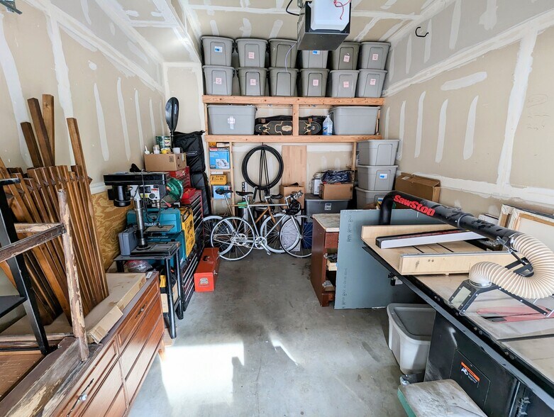 Building Photo - 2849 Syracuse Ct