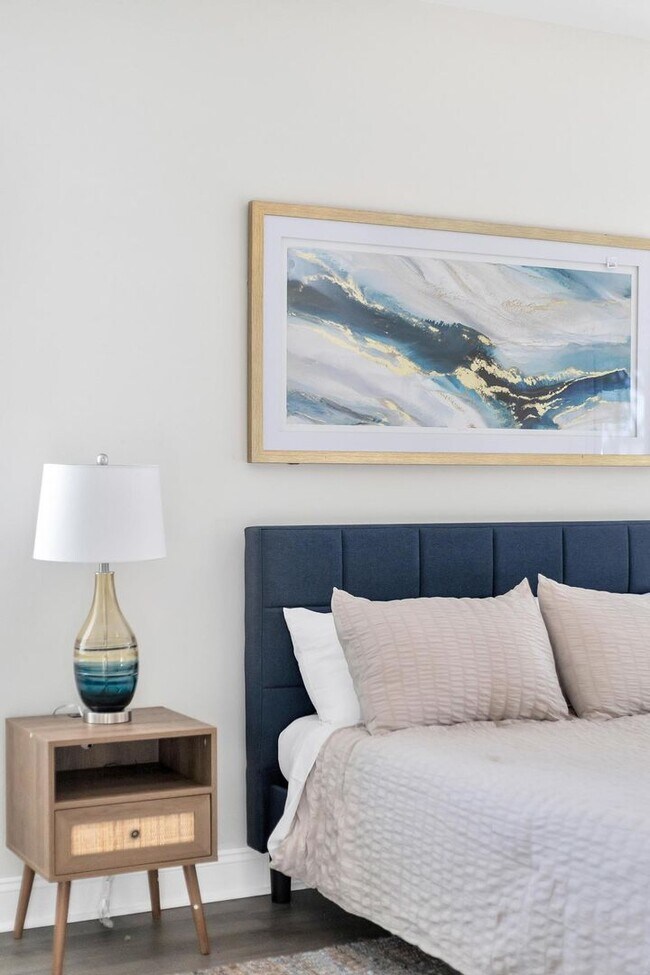 Building Photo - Amazing Rental Coming Soon (Late October-2...