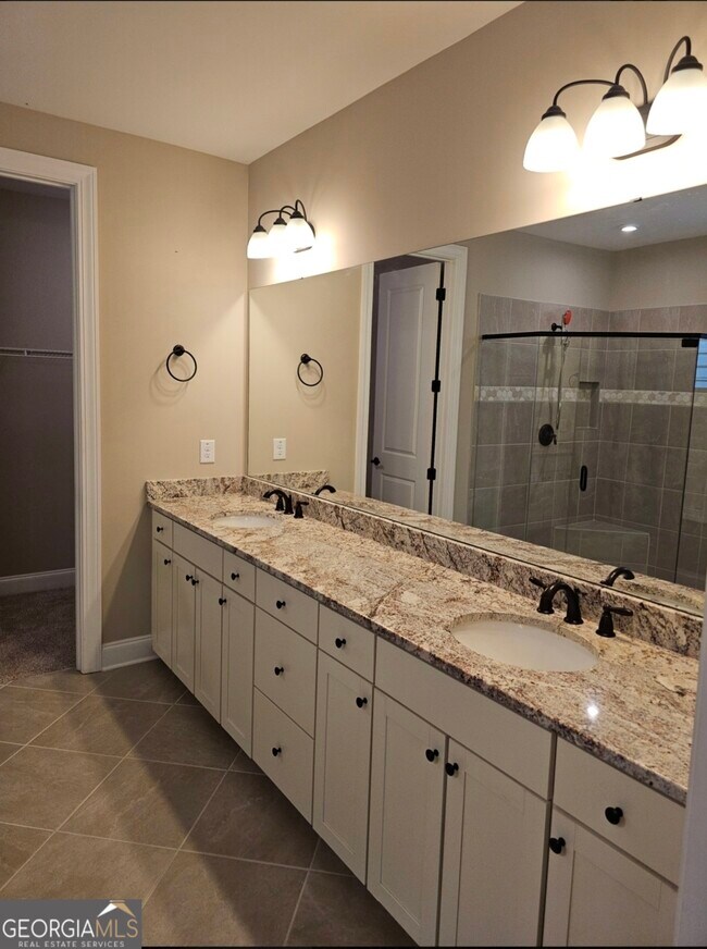 Building Photo - 609 Tulip Poplar Dr