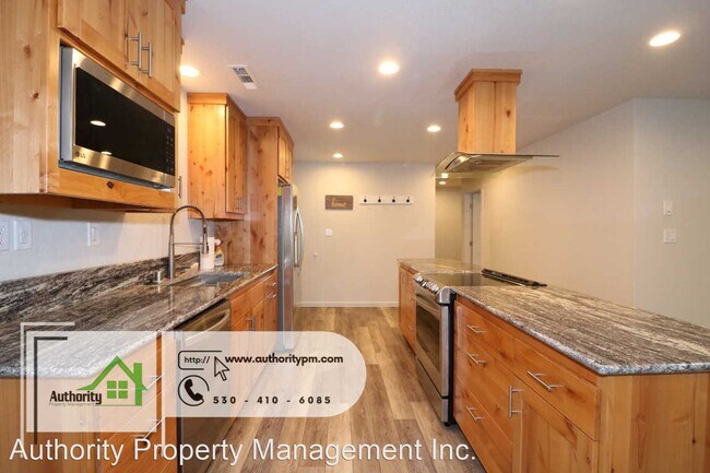 Building Photo - 3 br, 2 bath House - 3434 Odin Ct.