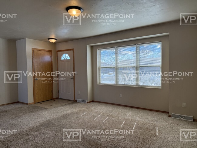 Building Photo - 2113 Bufflehead Ln