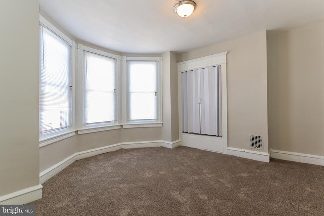 Building Photo - 1638 S Conestoga St