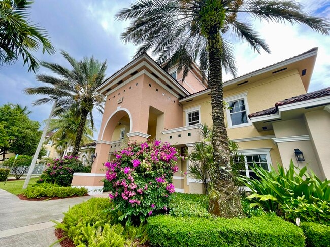 Building Photo - 6533 Emerald Dunes Dr