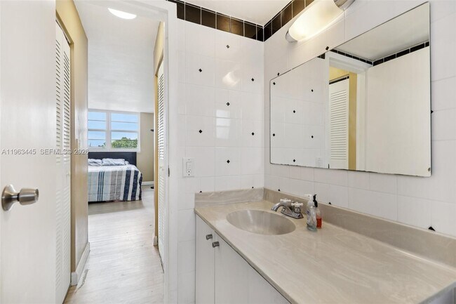 Building Photo - 14170 SW 84th St