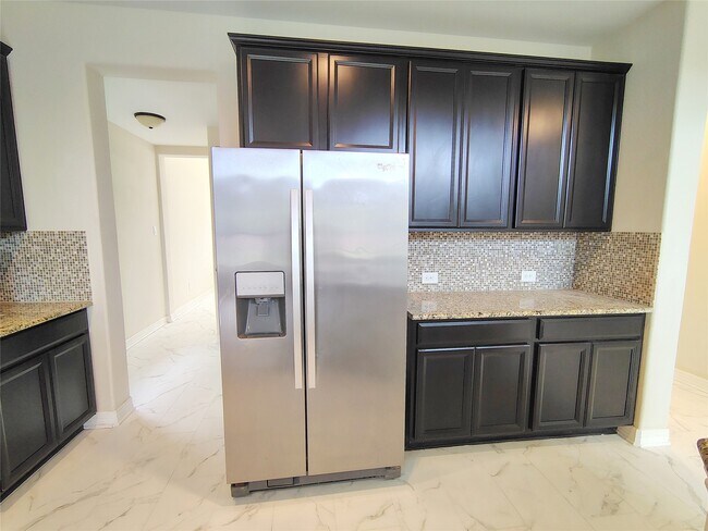 Building Photo - 10551 Paula Bluff Ln