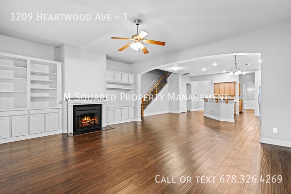 Building Photo - 1209 Heartwood Ave